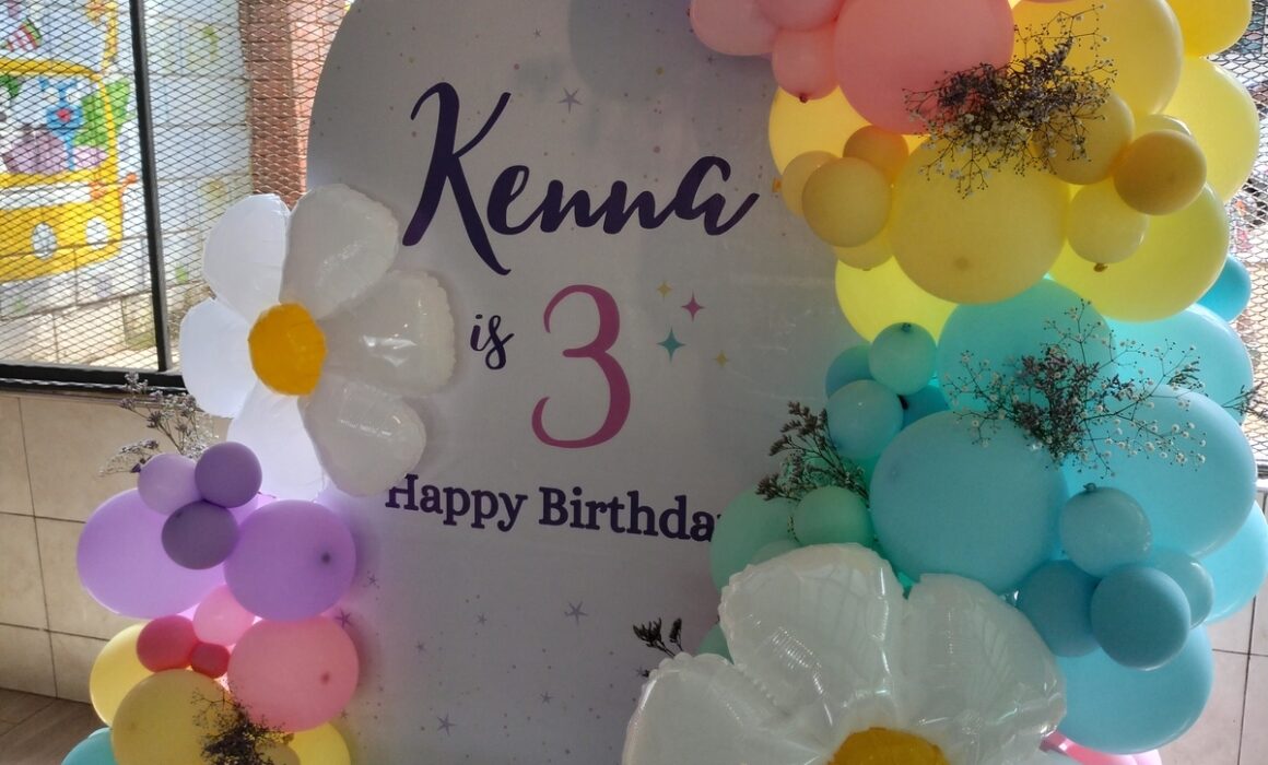 H + H Party Decor - Birthday party
